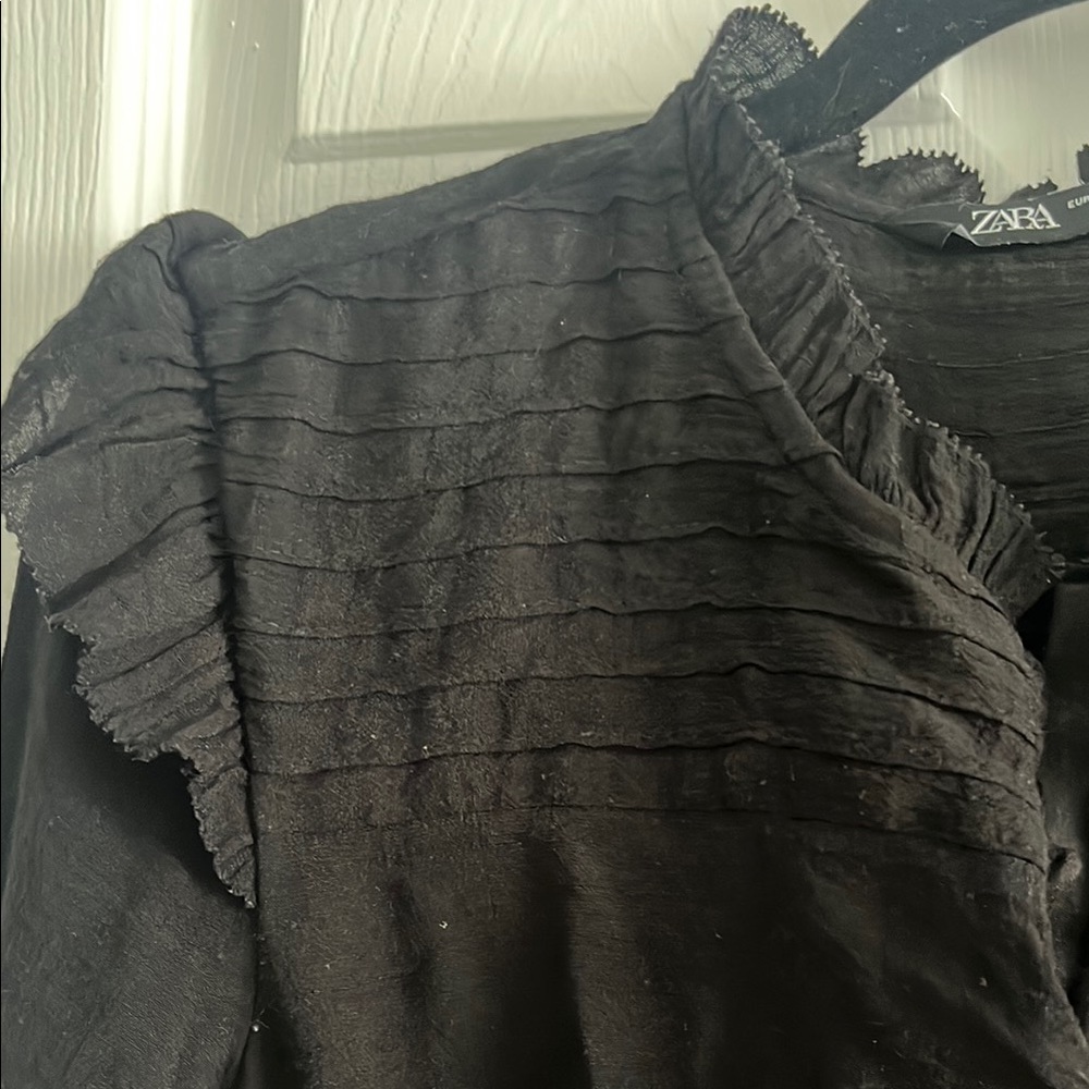 Black Ruffled Women's Top - Picture 3 of 7